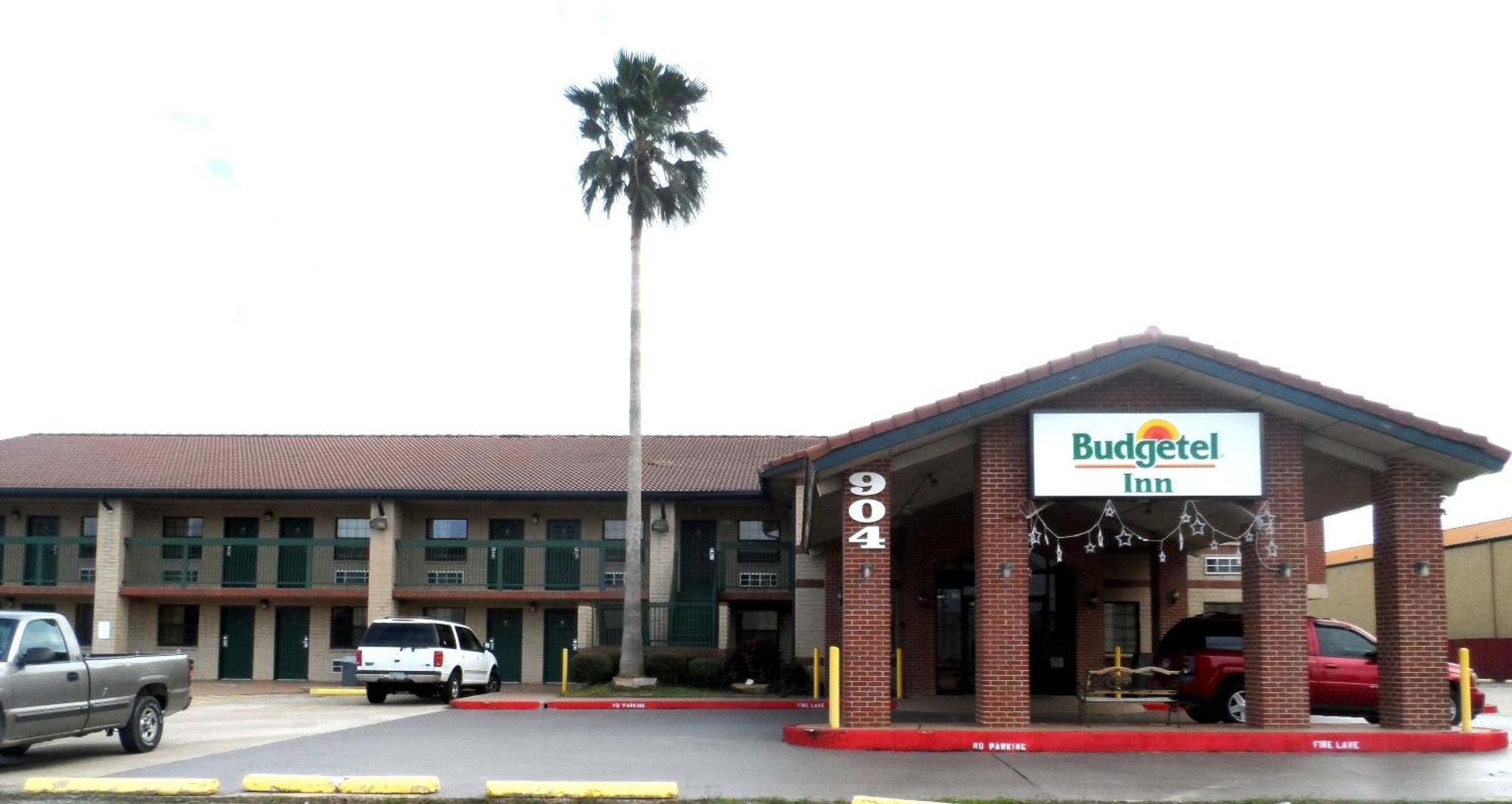 Budgetel Inn Houston/Nasa Webster Exterior photo